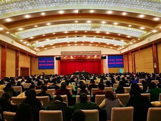 “女愚公”宣讲鼓舞人！十九大精神入人心！