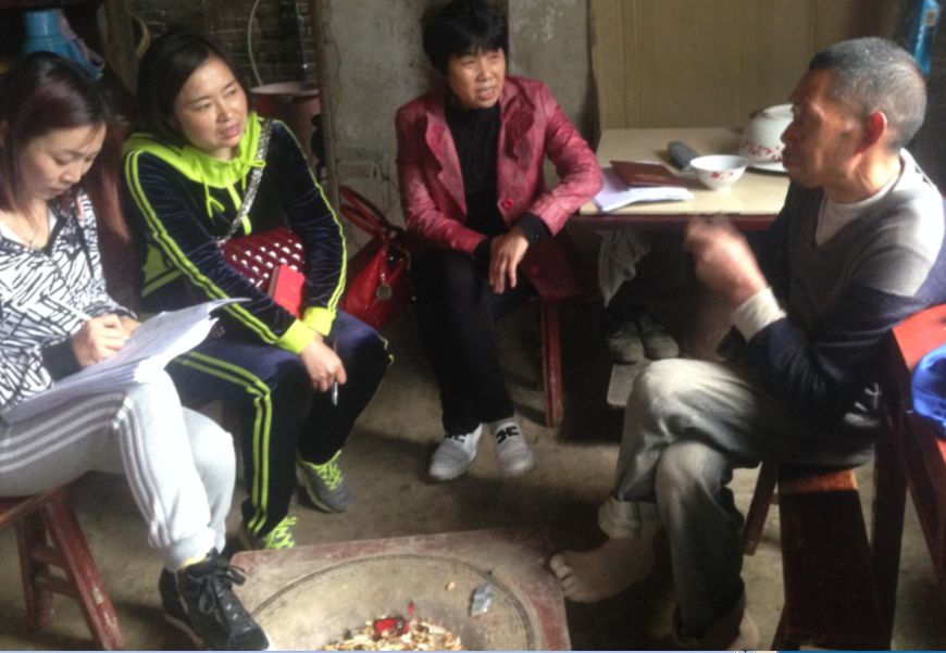 印江县妇联遍访贫困户打牢精准扶贫基础