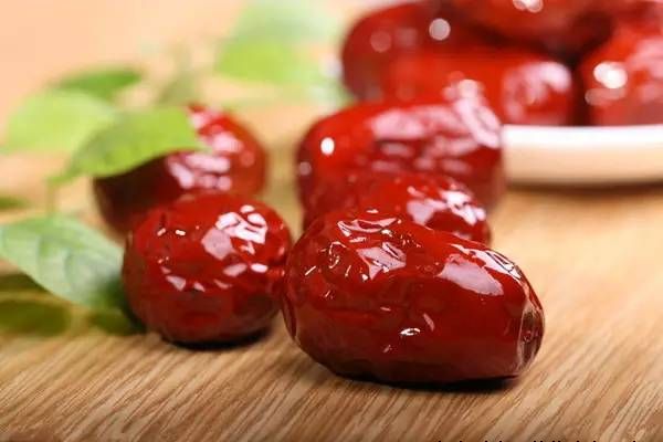 长期吃红枣的人总结出的12种补血大法