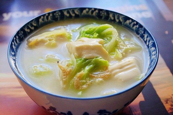 促进发育——白菜虾米炖豆腐