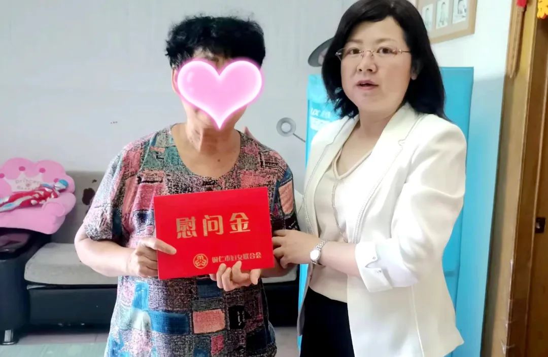 温情满满！铜仁市妇联为“两癌”患病困难妇女送去温暖和希望