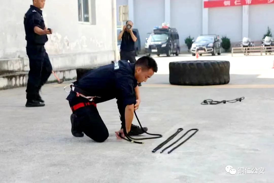 喜讯！贵州首家“少年警校”在铜仁揭牌