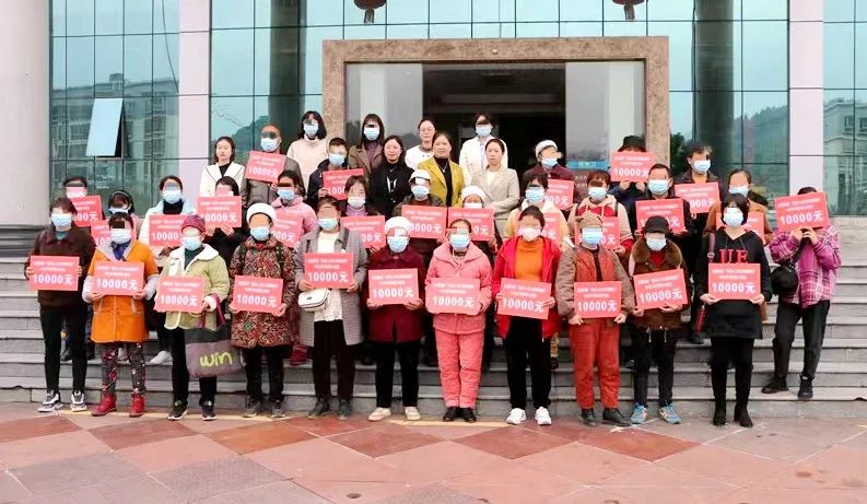 关爱女性！铜仁市214名低收入妇女获得“两癌”救助金