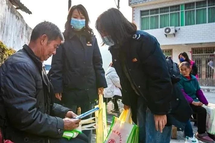 【巾帼同心•战疫有我】铜仁市各级妇联迅速行动，为疫情防控贡献“她力量”