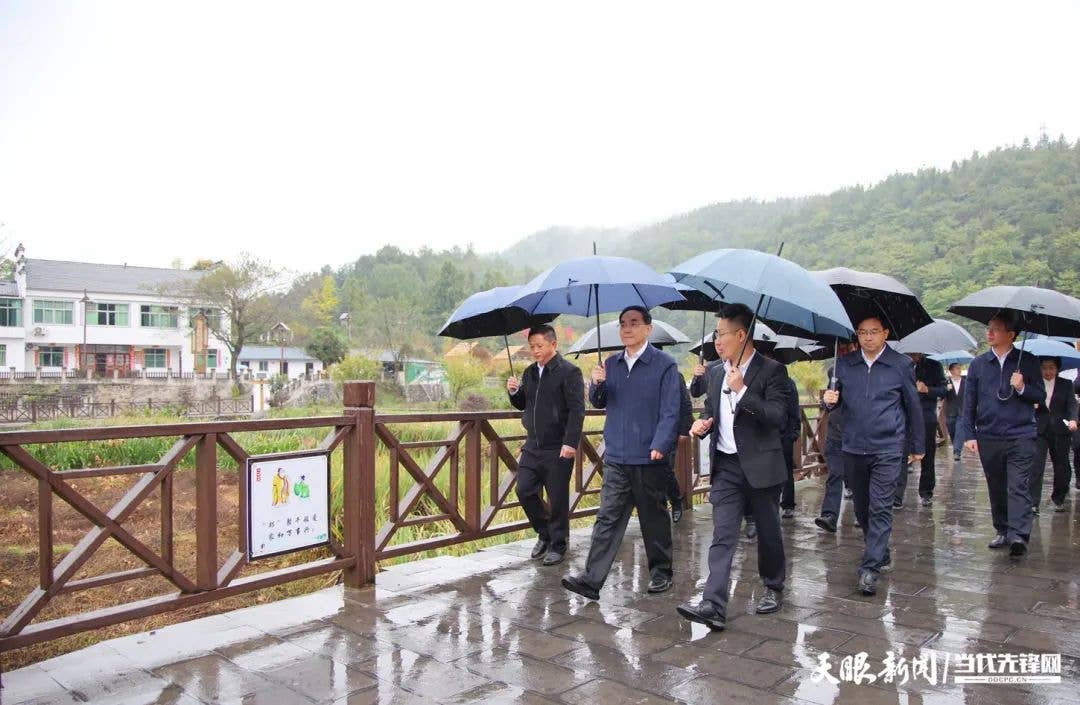 徐麟在铜仁市调研