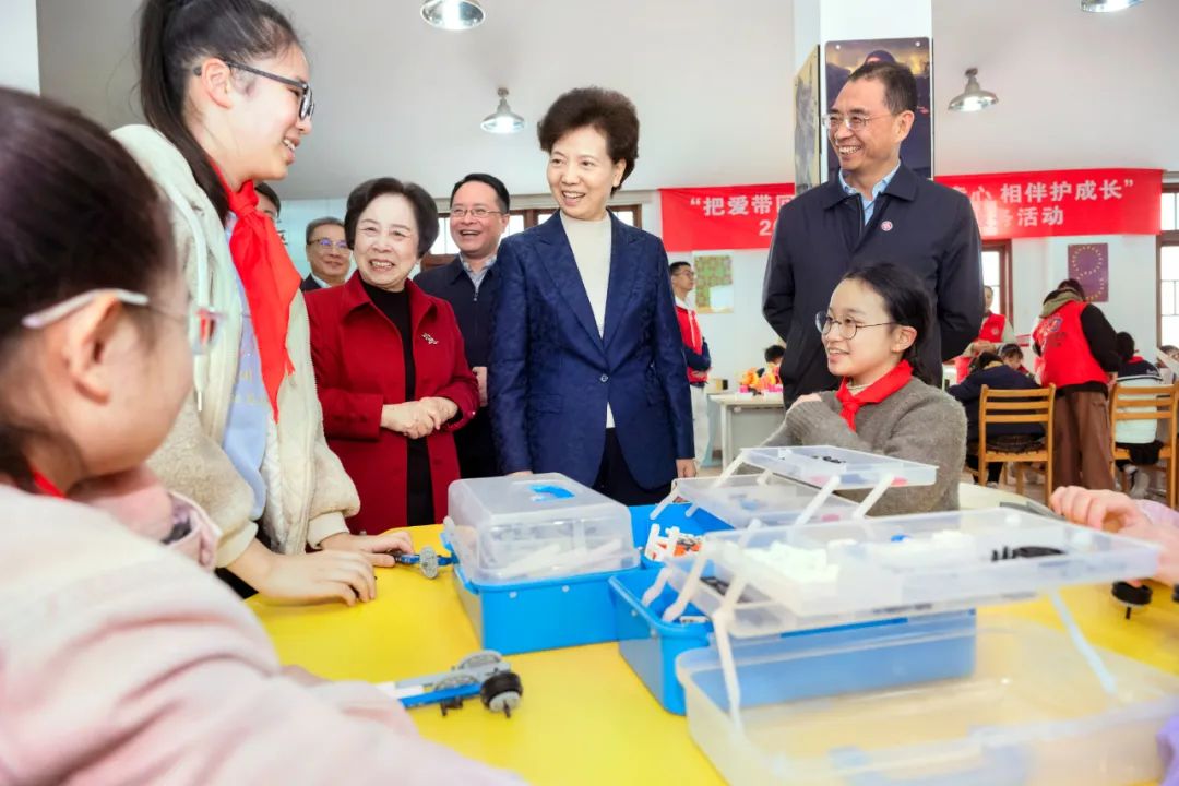 谌贻琴：牢记习近平总书记重要嘱托 推动妇女儿童事业高质量发展