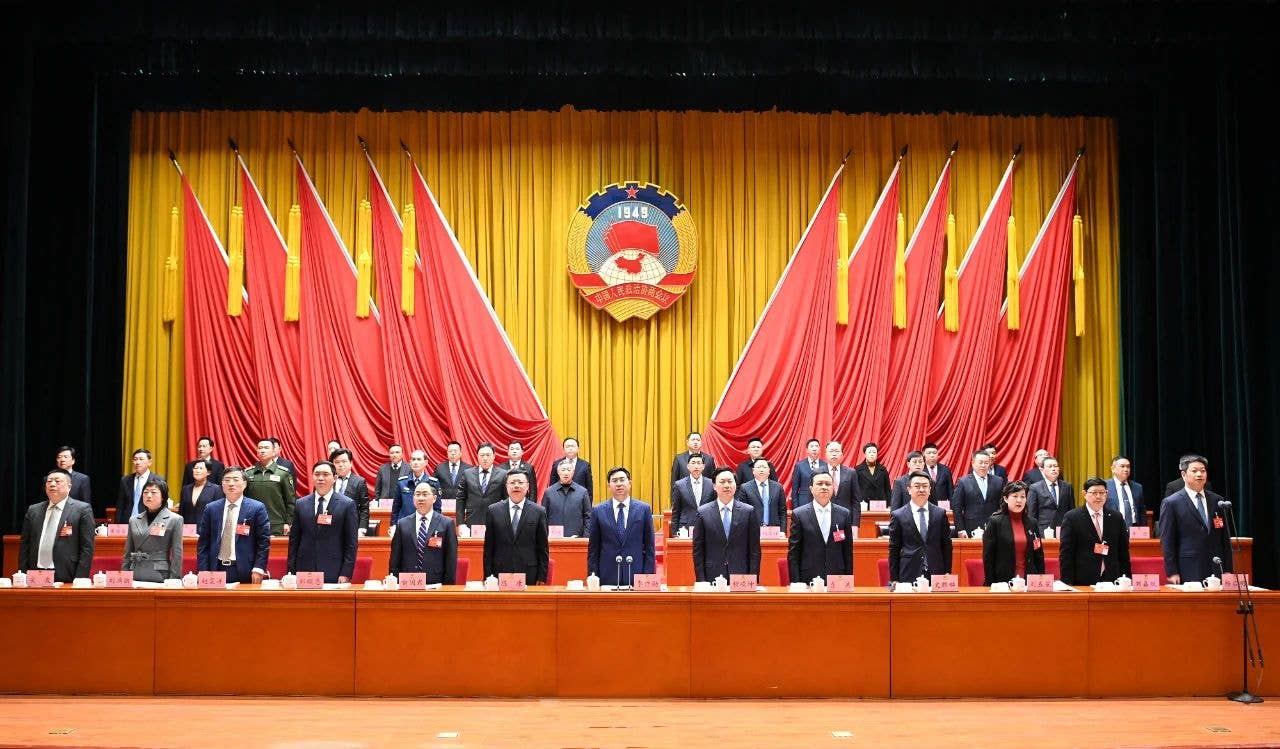 市政协三届四次会议开幕