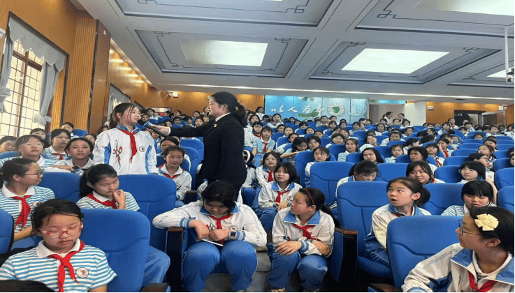 江口县:守护花样青春,共筑安全防线