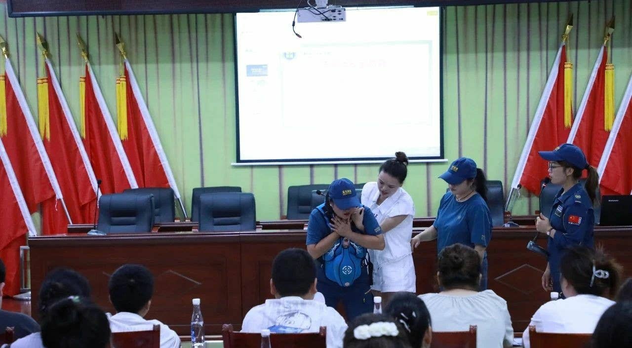 敲门入户，守护幼苗！快看铜仁市妇联凝聚“她力量”筑牢暑期防溺水安全网