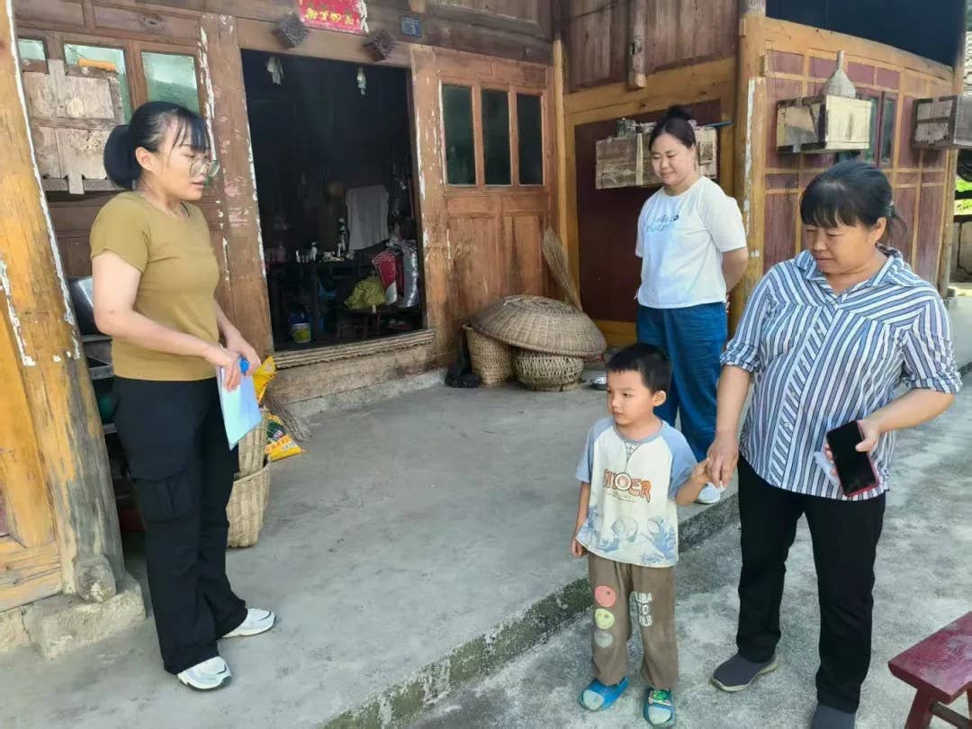 思南县“爱心妈妈”再发力 筑牢防溺水安全防线