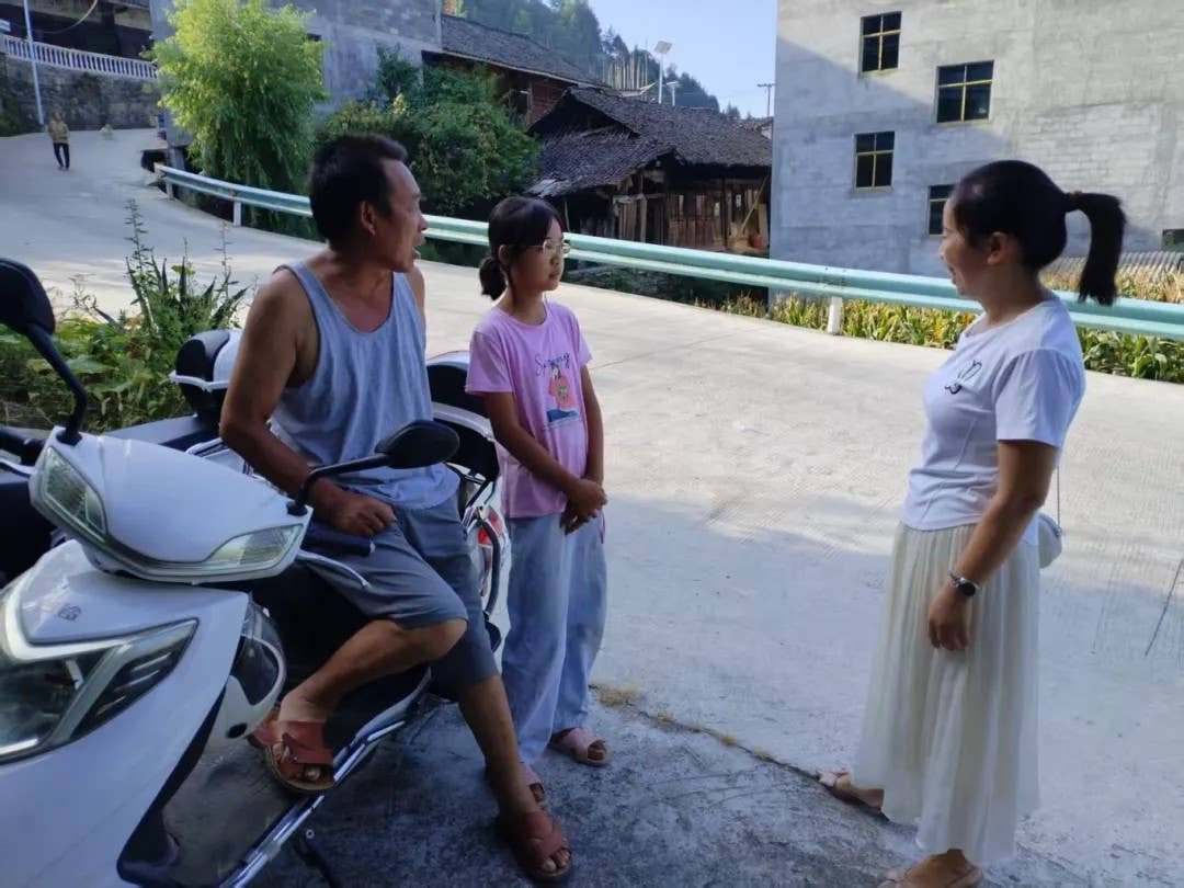 思南县“爱心妈妈”再发力 筑牢防溺水安全防线