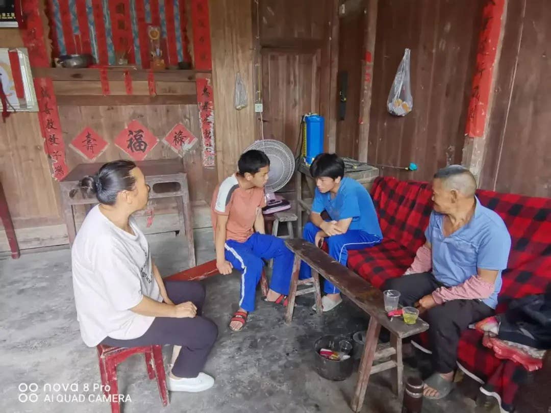 思南县“爱心妈妈”再发力 筑牢防溺水安全防线