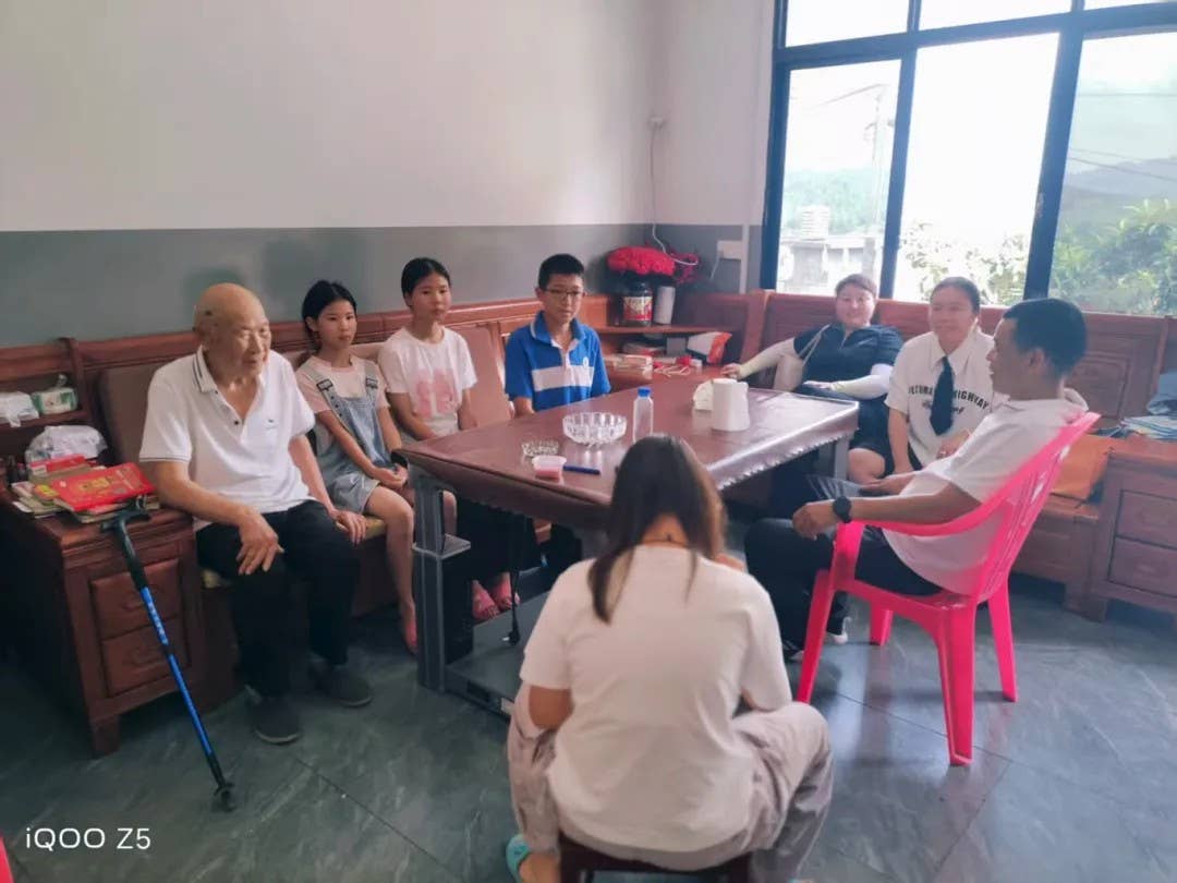 思南县“爱心妈妈”再发力 筑牢防溺水安全防线