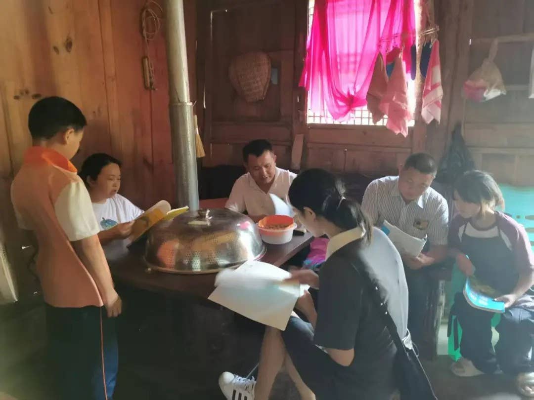 思南县“爱心妈妈”再发力 筑牢防溺水安全防线