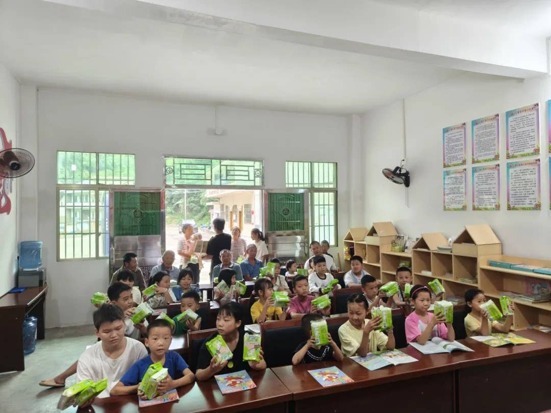 思南县“爱心妈妈”再发力 筑牢防溺水安全防线