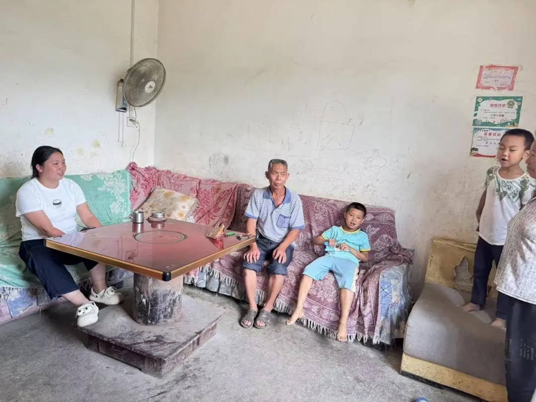 思南县“爱心妈妈”再发力 筑牢防溺水安全防线