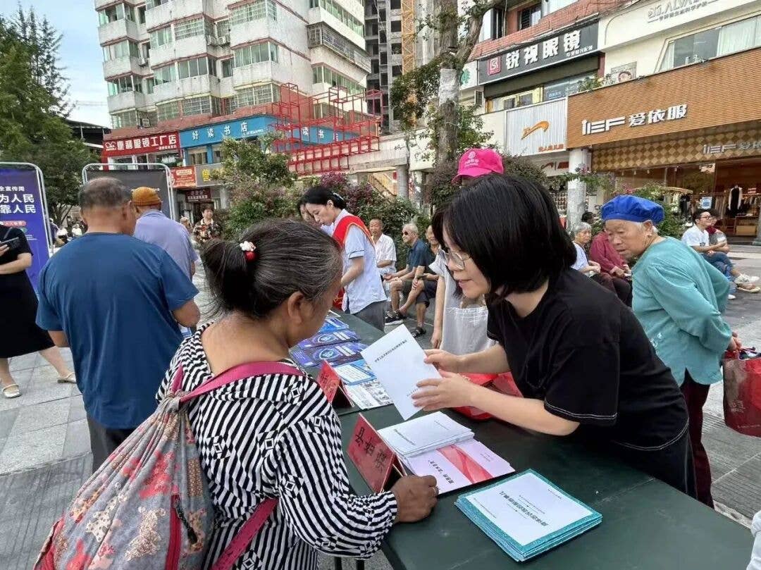 网络安全宣传周│铜仁市：巾帼齐行动，网络安全宣传进万家