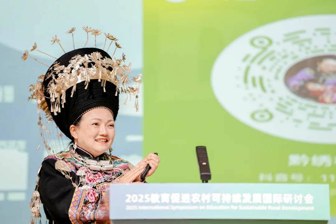 非遗携手创业教育 黔绣为乡村可持续发展“绣”出新图景