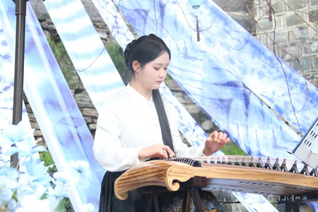 巾帼芳华映锦江！贵州省“我们的节日·三八妇女节”文明实践示范活动在铜仁启动