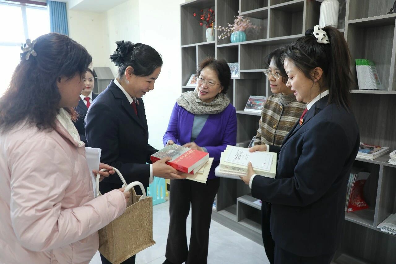 黄晓薇:为“十五五”良好开局凝聚各族妇女力量