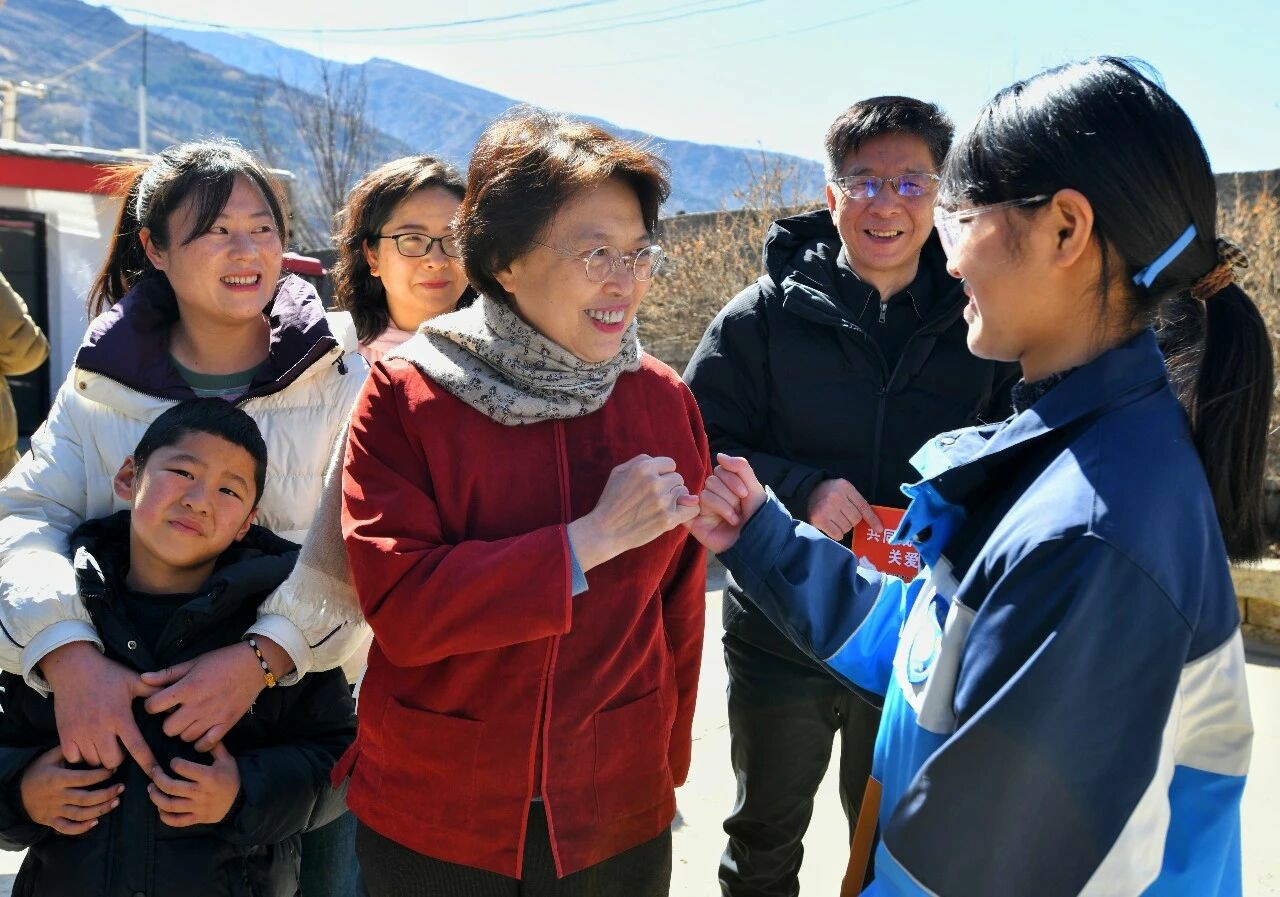 黄晓薇:为“十五五”良好开局凝聚各族妇女力量