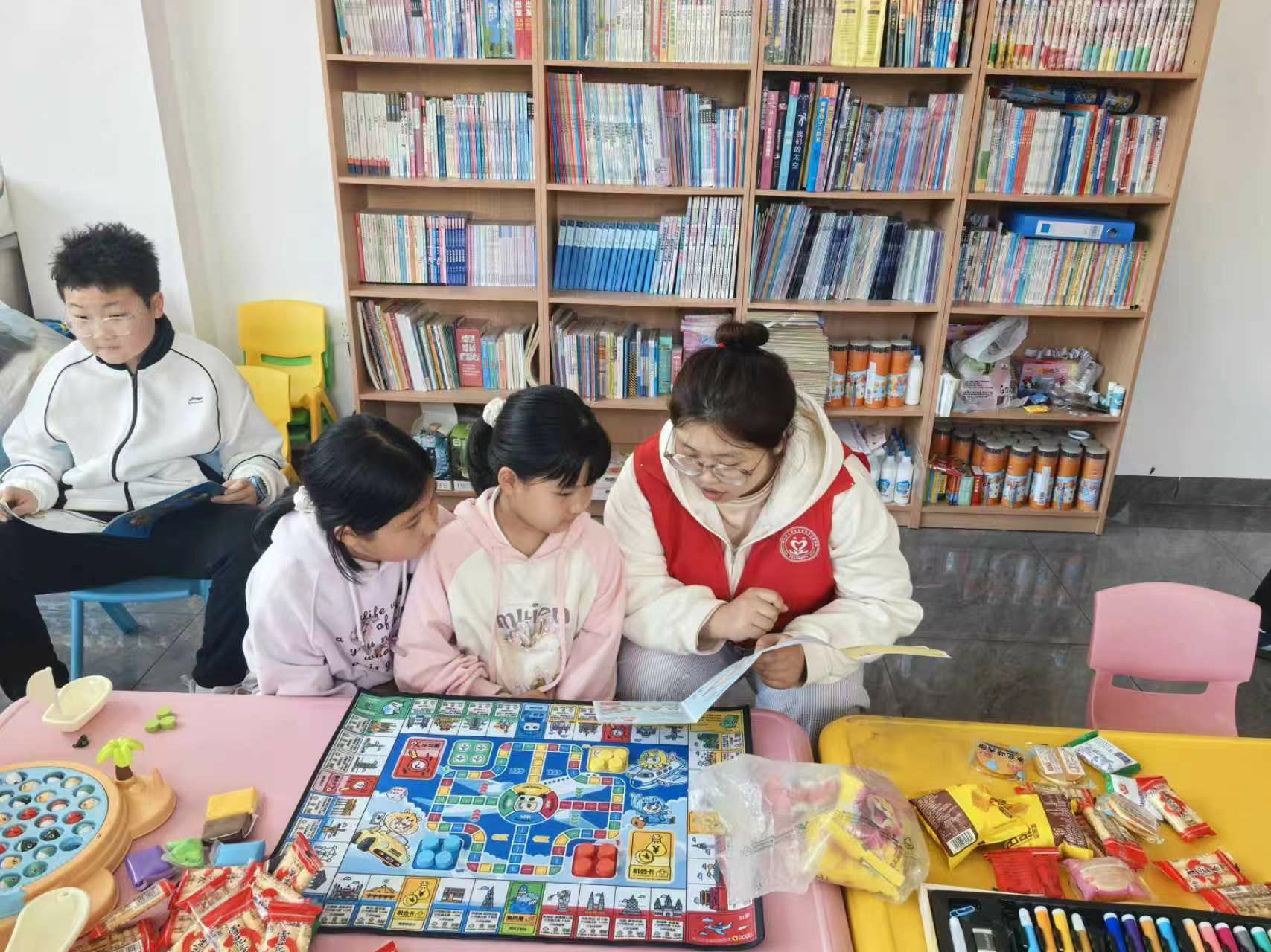 多方联动聚合力，“爱心护童·阳光同行”—2026年春假关爱活动圆满举行