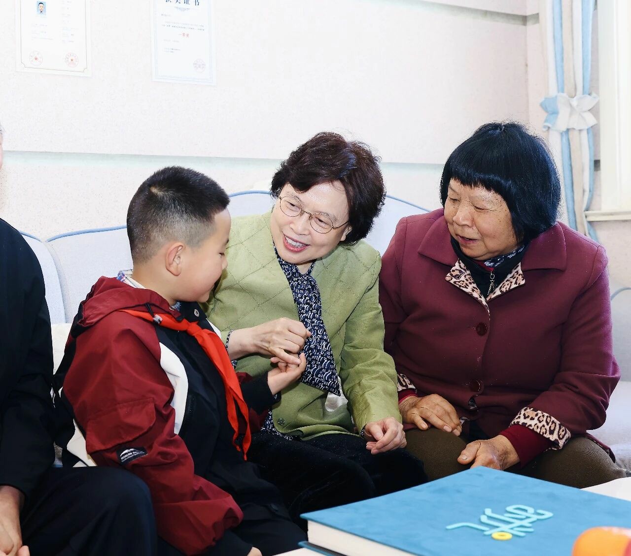 黄晓薇：把学习教育成效转化为巾帼建功“十五五”的生动实践