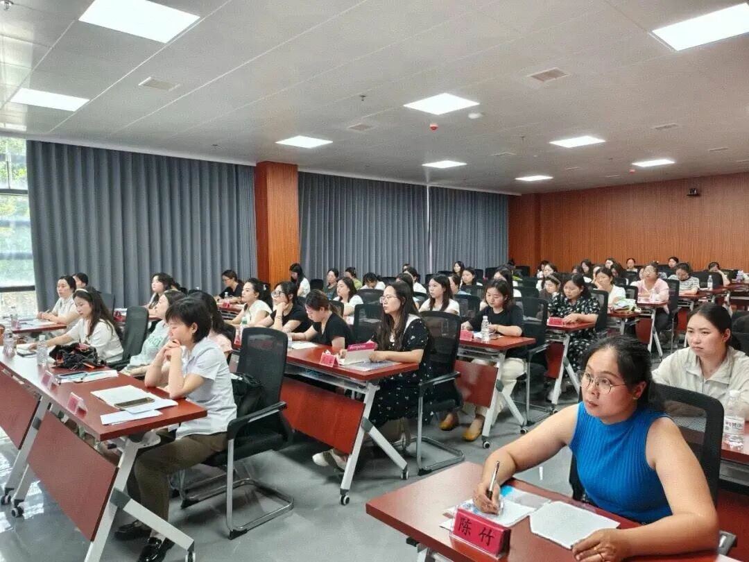 思南县开展“爱心妈妈”志愿服务能力提升专题培训